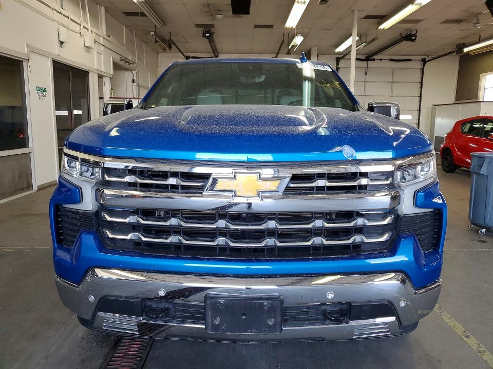 61340916 :رقم المزاد ، 1GCUDGED4NZ544014 vin ، 2022 Chevrolet Silverado مزاد بيع