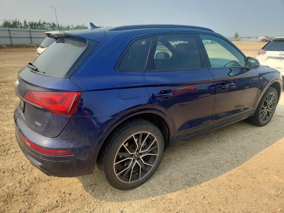 62426756 :رقم المزاد ، WA1FAAFY1M2063963 vin ، 2021 Audi Q5 مزاد بيع