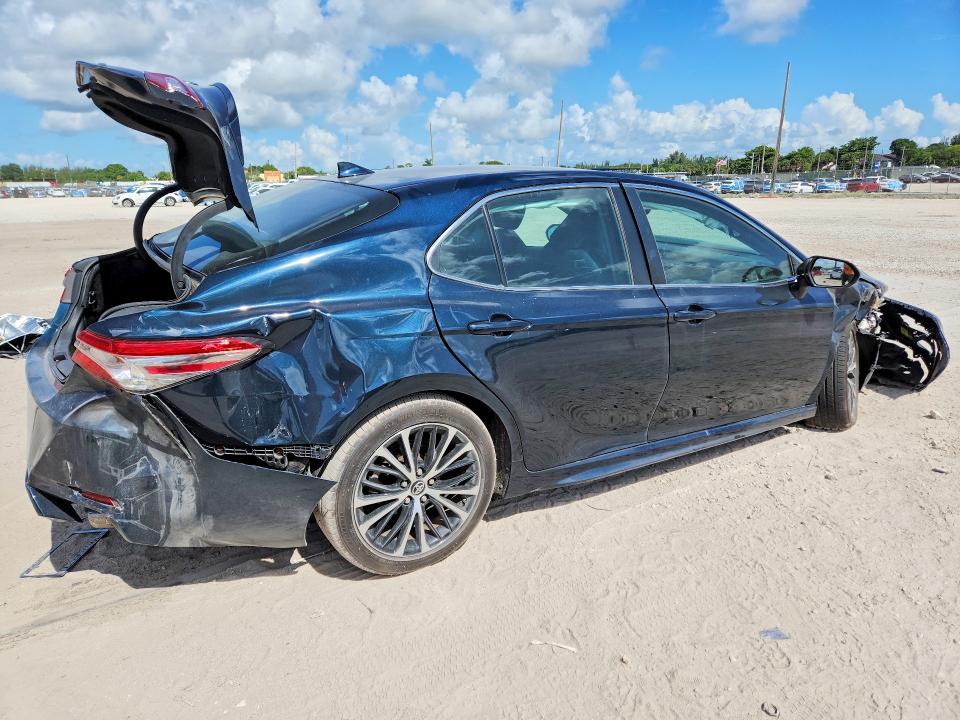 2019 Toyota Camry მანქანა იყიდება აუქციონზე, vin: 4T1B11HK0KU279622, აუქციონის ნომერი: 62333596