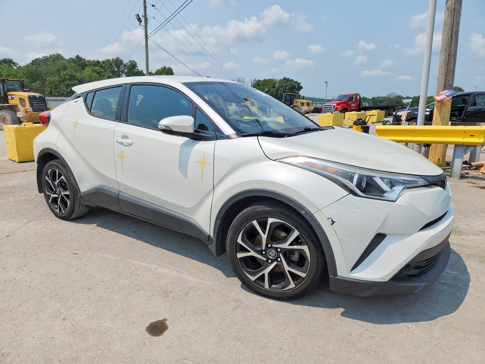 Продажа на аукционе авто 2018 Toyota C-hr, vin: NMTKHMBX2JR022680, номер лота: 62990016