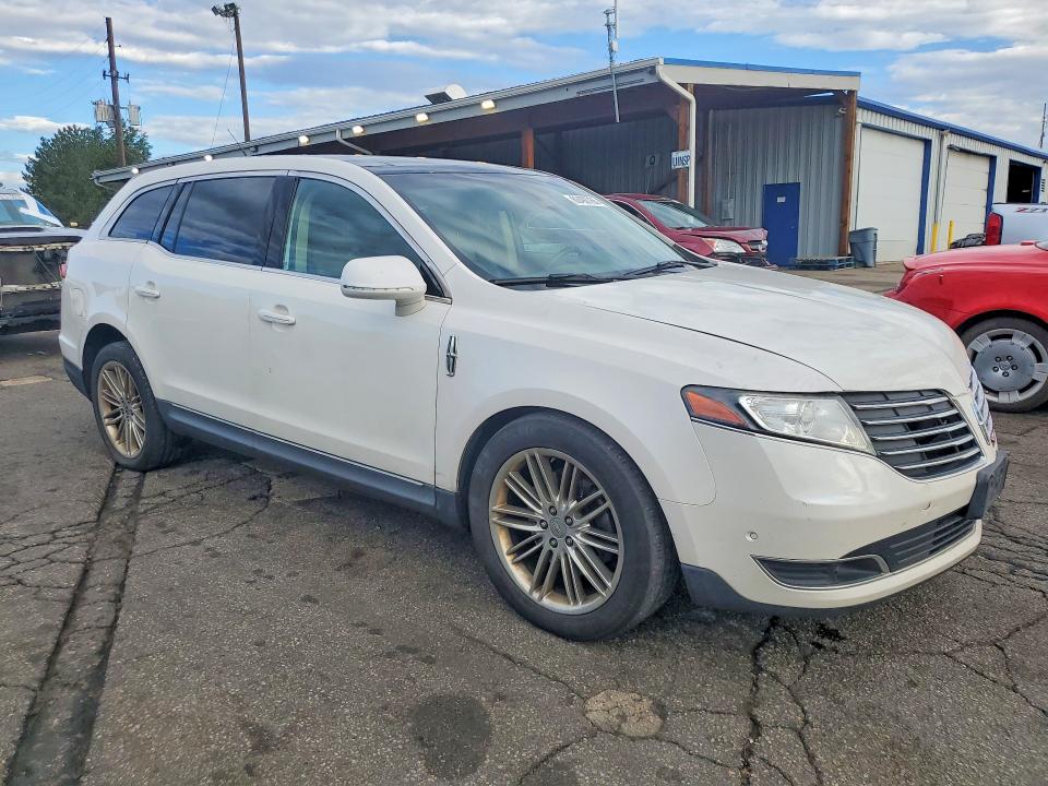 Продаж на аукціоні авто 2017 Lincoln Mkt, vin: 2LMHJ5AT5HBL01086, номер лоту: 62492766