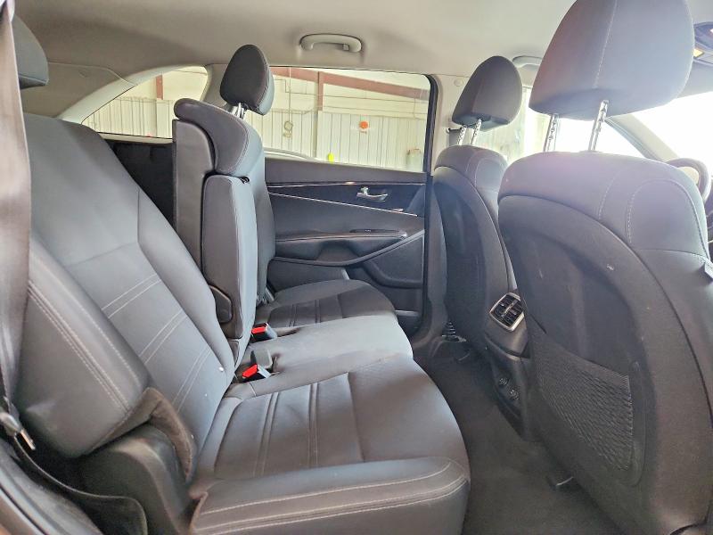 Продажа на аукционе авто 2019 Kia Sorento, vin: 5XYPG4A35KG499630, номер лота: 61381376