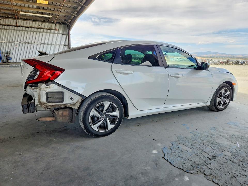 60964596 :رقم المزاد ، 19XFC2F66KE214736 vin ، 2019 Honda Civic مزاد بيع