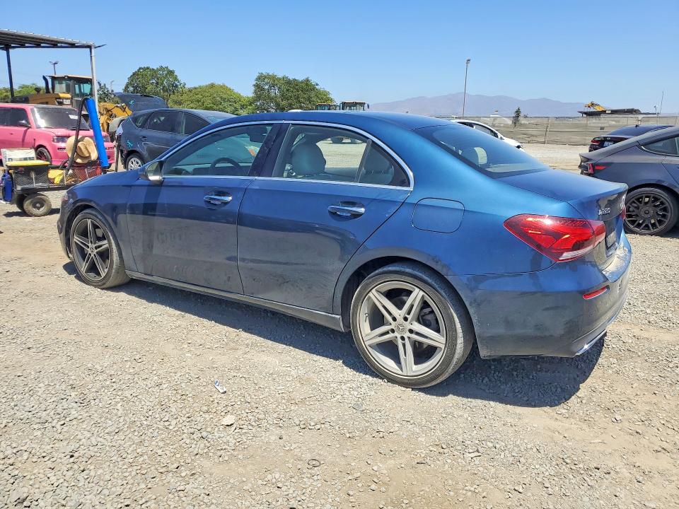 63325196 :رقم المزاد ، W1K3G4EB6LJ227840 vin ، 2020 Mercedes-benz A مزاد بيع