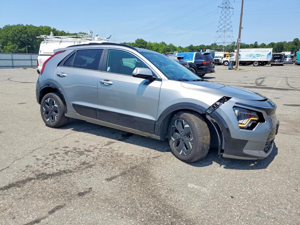 Продаж на аукціоні авто 2024 Kia Niro, vin: KNDCR3L15R5111376, номер лоту: 60016406