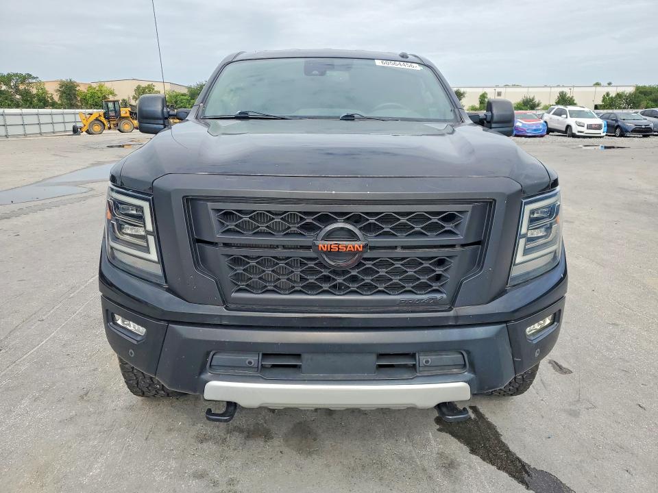60564456 :رقم المزاد ، 1N6AA1FB1MN535876 vin ، 2021 Nissan Titan Xd مزاد بيع
