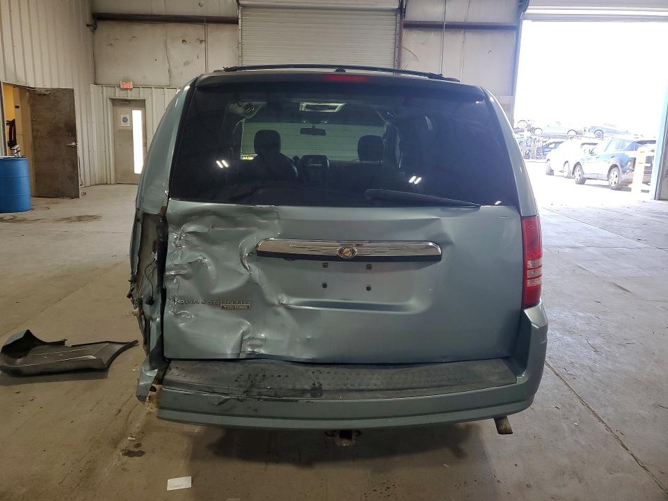 61749236 :رقم المزاد ، 2A8HR54P68R818968 vin ، 2008 Chrysler Town & Country مزاد بيع