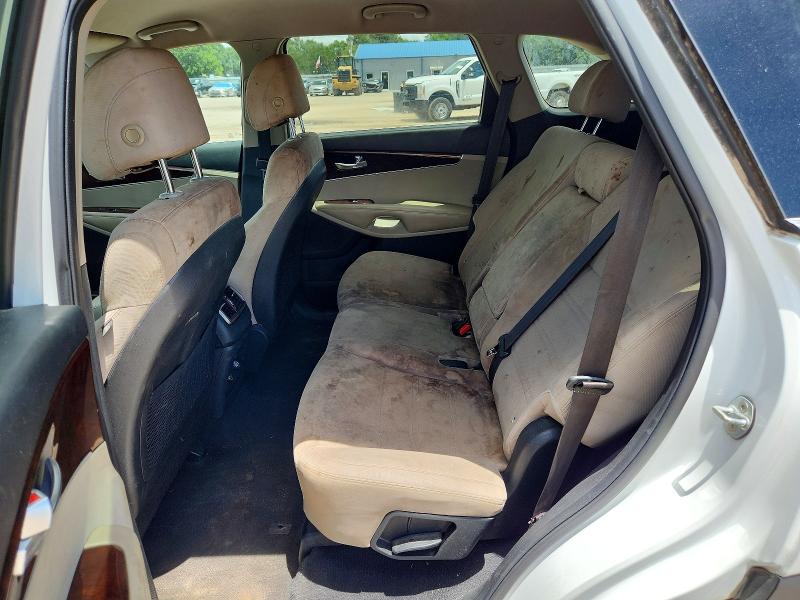 Продажа на аукционе авто 2017 Kia Sorento, vin: 5XYPG4A33HG268220, номер лота: 62022356