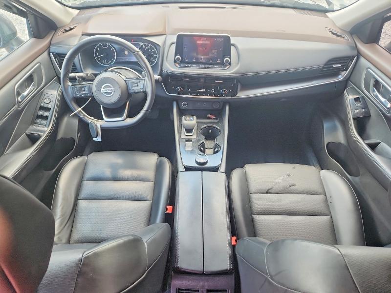 60990926 :رقم المزاد ، 5N1AT3BB3MC805504 vin ، 2021 Nissan Rogue مزاد بيع