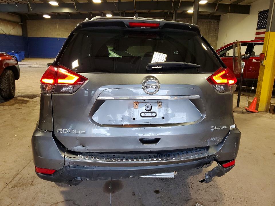 59681656 :رقم المزاد ، 5N1AT2MV7HC887146 vin ، 2017 Nissan Rogue مزاد بيع
