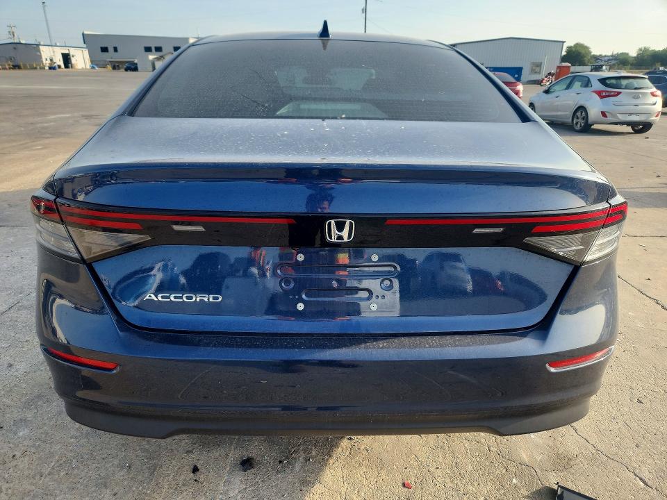 62995016 :رقم المزاد ، 1HGCY1F37RA025984 vin ، 2024 Honda Accord مزاد بيع