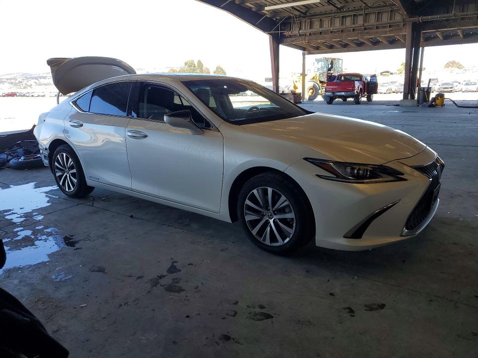 62469776 :رقم المزاد ، 58ACA1C13MU007368 vin ، 2021 Lexus Es 300h مزاد بيع