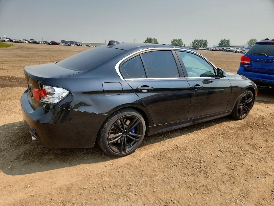 2015 Bmw 335 მანქანა იყიდება აუქციონზე, vin: WBA3B9C56FP705370, აუქციონის ნომერი: 63319636