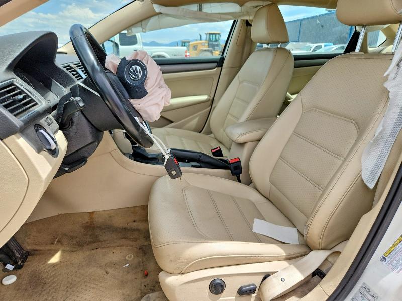 2014 Volkswagen Passat მანქანა იყიდება აუქციონზე, vin: 1VWBS7A3XEC113378, აუქციონის ნომერი: 85447645