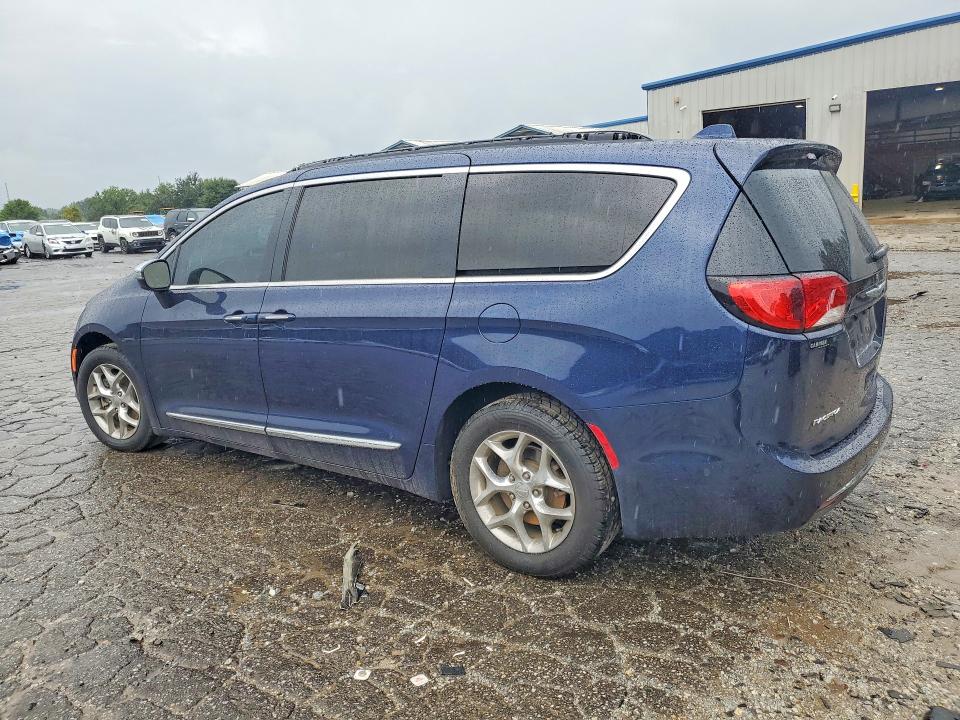 Продаж на аукціоні авто 2018 Chrysler Pacifica, vin: 2C4RC1GG6JR105849, номер лоту: 62055266