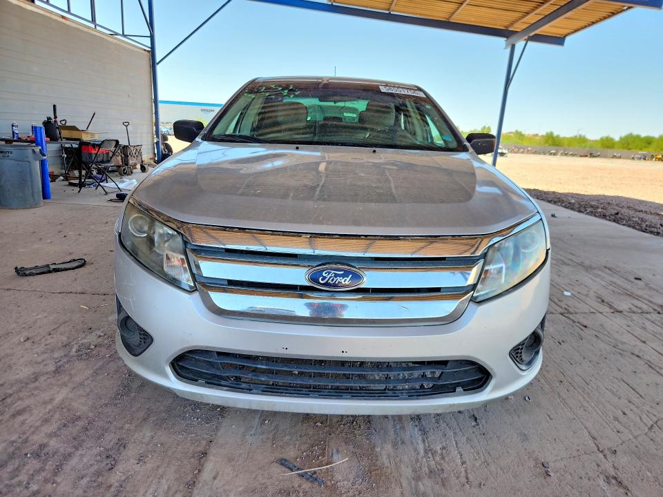 58551756 :رقم المزاد ، 3FAHP0GA9CR441942 vin ، 2012 Ford Fusion مزاد بيع