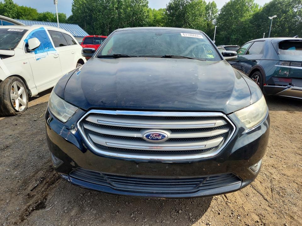 2014 Ford Taurus მანქანა იყიდება აუქციონზე, vin: 1FAHP2E83EG144154, აუქციონის ნომერი: 61140666