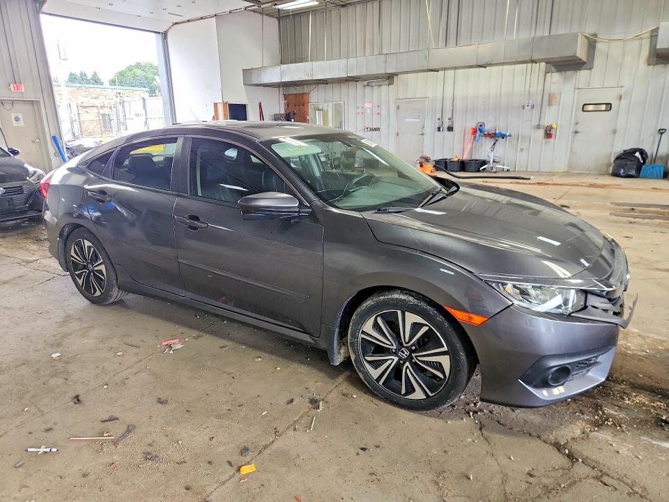Продажа на аукционе авто 2018 Honda Civic, vin: JHMFC1F73JX029964, номер лота: 62479276