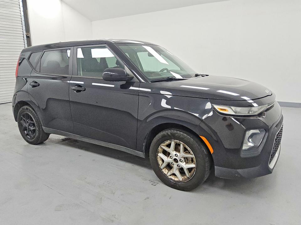 Продаж на аукціоні авто 2022 Kia Soul, vin: KNDJ23AU5N7177823, номер лоту: 60582416