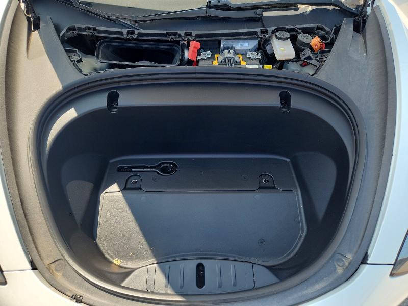 2020 Tesla Model 3 მანქანა იყიდება აუქციონზე, vin: 5YJ3E1EBXLF735332, აუქციონის ნომერი: 85619985