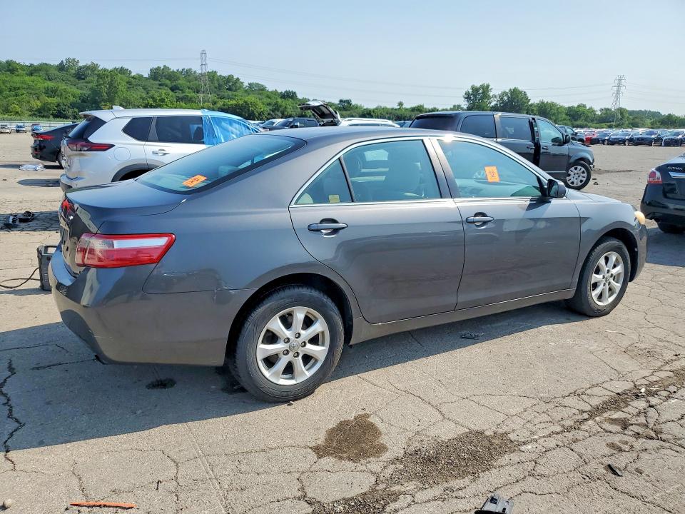 61577736 :رقم المزاد ، 4T4BE46K89R048041 vin ، 2009 Toyota Camry مزاد بيع