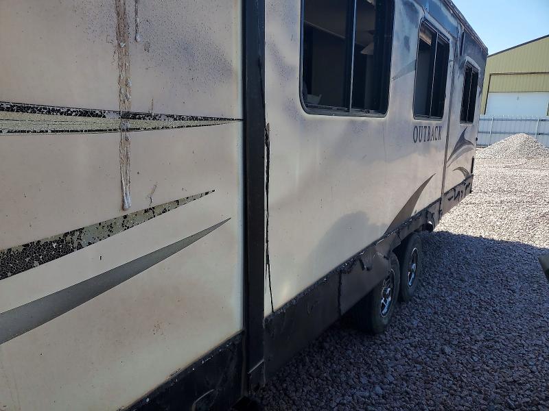 60808456 :رقم المزاد ، 4YDT33526KB450790 vin ، 2019 Keystone Outback مزاد بيع