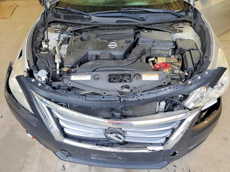 61144646 :رقم المزاد ، 1N4AL3AP0FC286227 vin ، 2015 Nissan Altima مزاد بيع