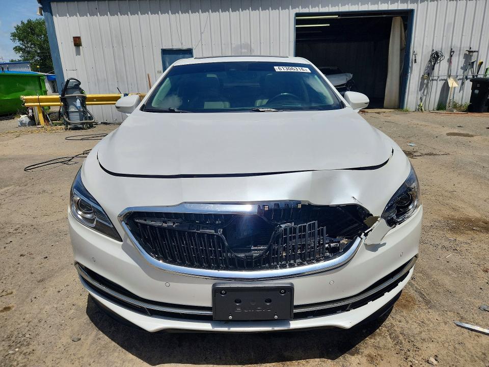 2017 Buick Lacrosse მანქანა იყიდება აუქციონზე, vin: 1G4ZR5SS4HU138262, აუქციონის ნომერი: 61306316