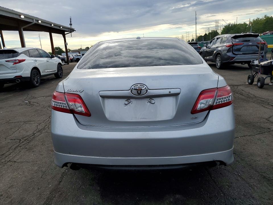 2010 Toyota Camry მანქანა იყიდება აუქციონზე, vin: 4T1BF3EK5AU081070, აუქციონის ნომერი: 60498066