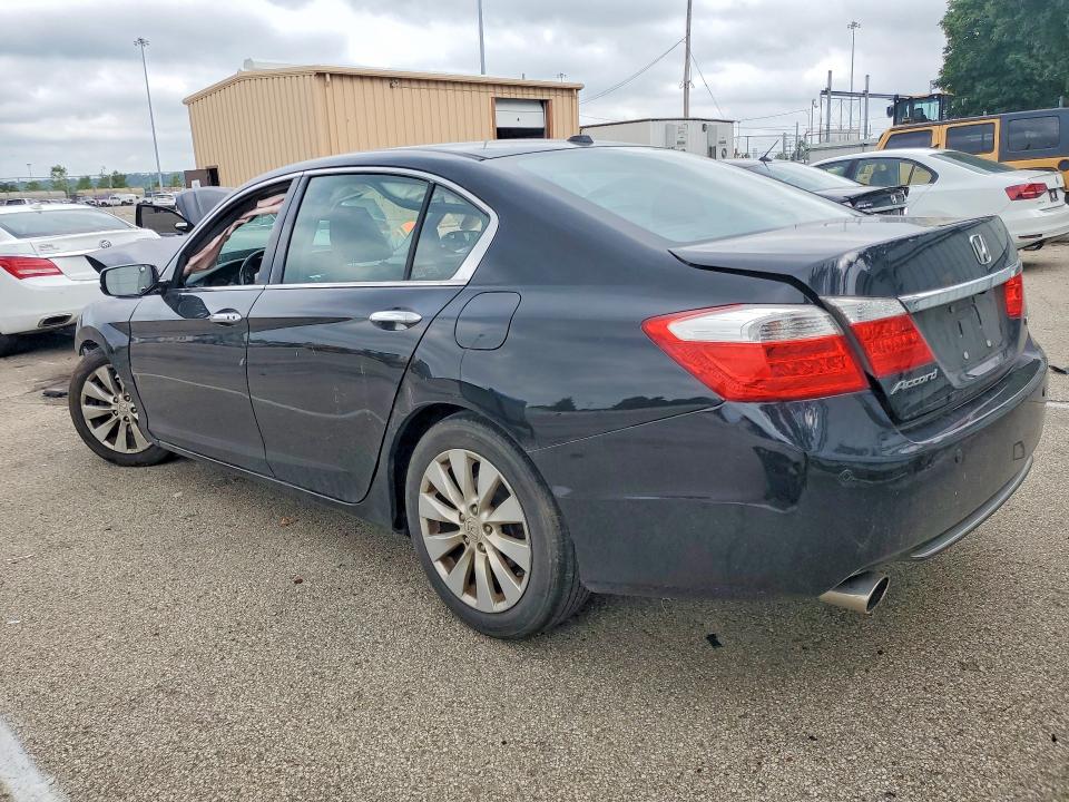 60017836 :رقم المزاد ، 1HGCR3F85DA033322 vin ، 2013 Honda Accord مزاد بيع
