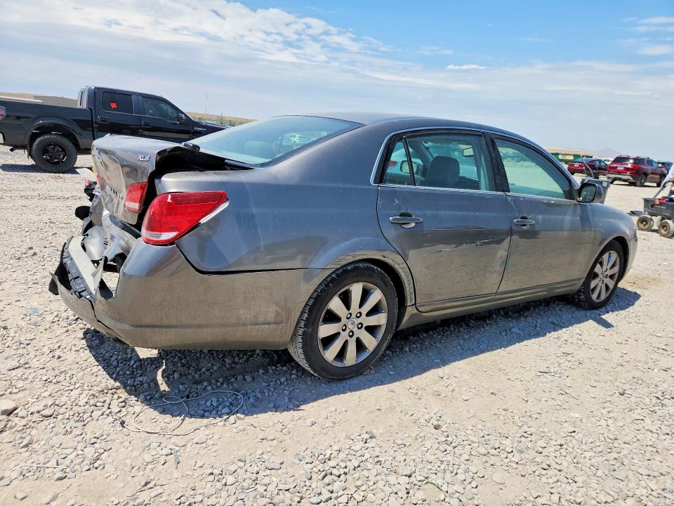 Aukcja sprzedaży 2005 Toyota Avalon, vin: 4T1BK36B25U015902, numer aukcji: 61636896