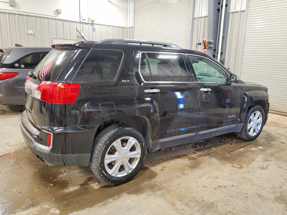 61411026 :رقم المزاد ، 2GKFLUE3XG6197583 vin ، 2016 Gmc Terrain مزاد بيع