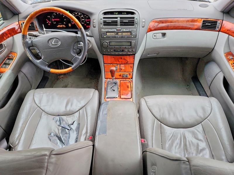 2001 Lexus Ls მანქანა იყიდება აუქციონზე, vin: JTHBN30F310003684, აუქციონის ნომერი: 63058186
