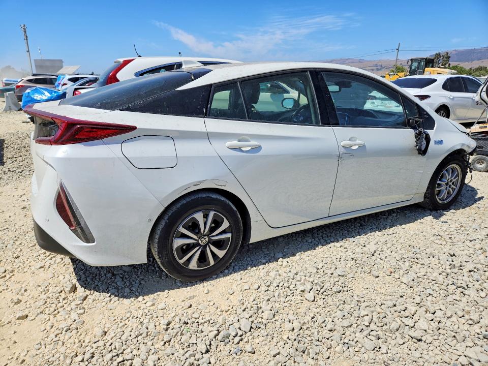 59651876 :رقم المزاد ، JTDKARFP6H3035943 vin ، 2017 Toyota Prius Prime مزاد بيع