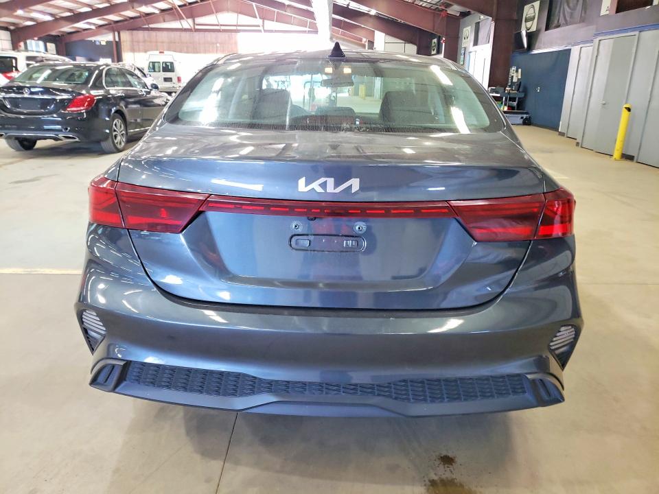 2024 Kia Forte მანქანა იყიდება აუქციონზე, vin: 3KPF24AD0RE731089, აუქციონის ნომერი: 61341996