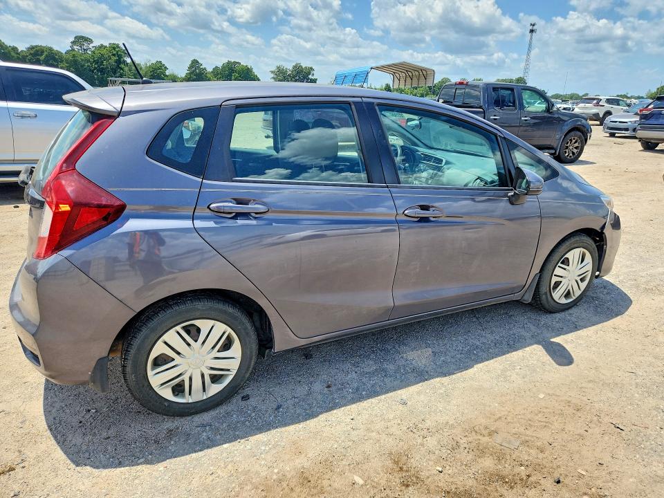 Продаж на аукціоні авто 2018 Honda Fit, vin: 3HGGK5H44JM732158, номер лоту: 61332296