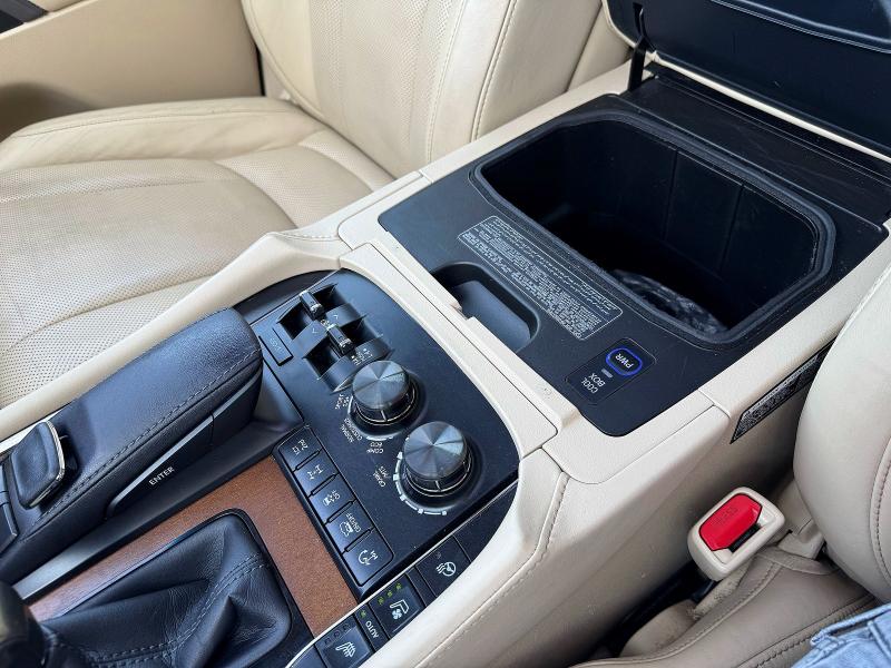 2017 Lexus Lx მანქანა იყიდება აუქციონზე, vin: JTJHY7AX1H4231829, აუქციონის ნომერი: 63395036