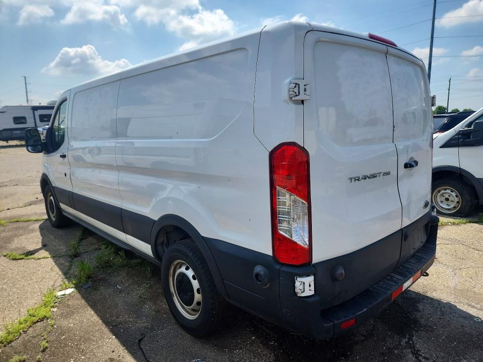 58372106 :رقم المزاد ، 1FTBR1Y84LKB68439 vin ، 2020 Ford Transit مزاد بيع