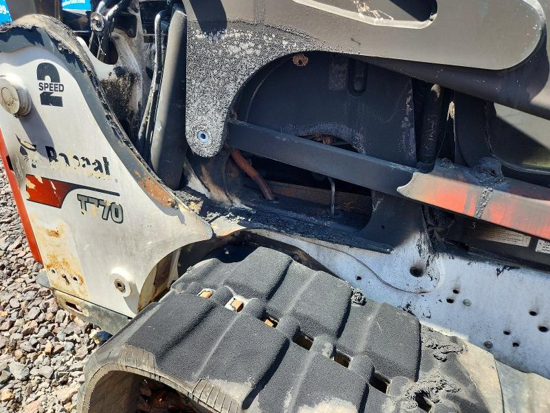 Продаж на аукціоні авто 2021 Bobcat 732, vin: AT6332954, номер лоту: 59246376