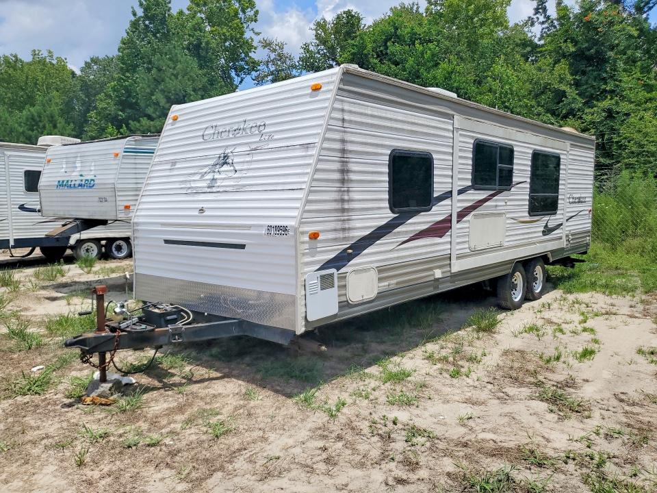 60189596 :رقم المزاد ، 4X4TCKD276P099048 vin ، 2006 Cherokee Travel Trailer مزاد بيع