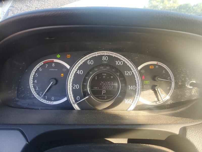 2013 Honda Accord მანქანა იყიდება აუქციონზე, vin: 1HGCR2F3XDA153566, აუქციონის ნომერი: 59847456