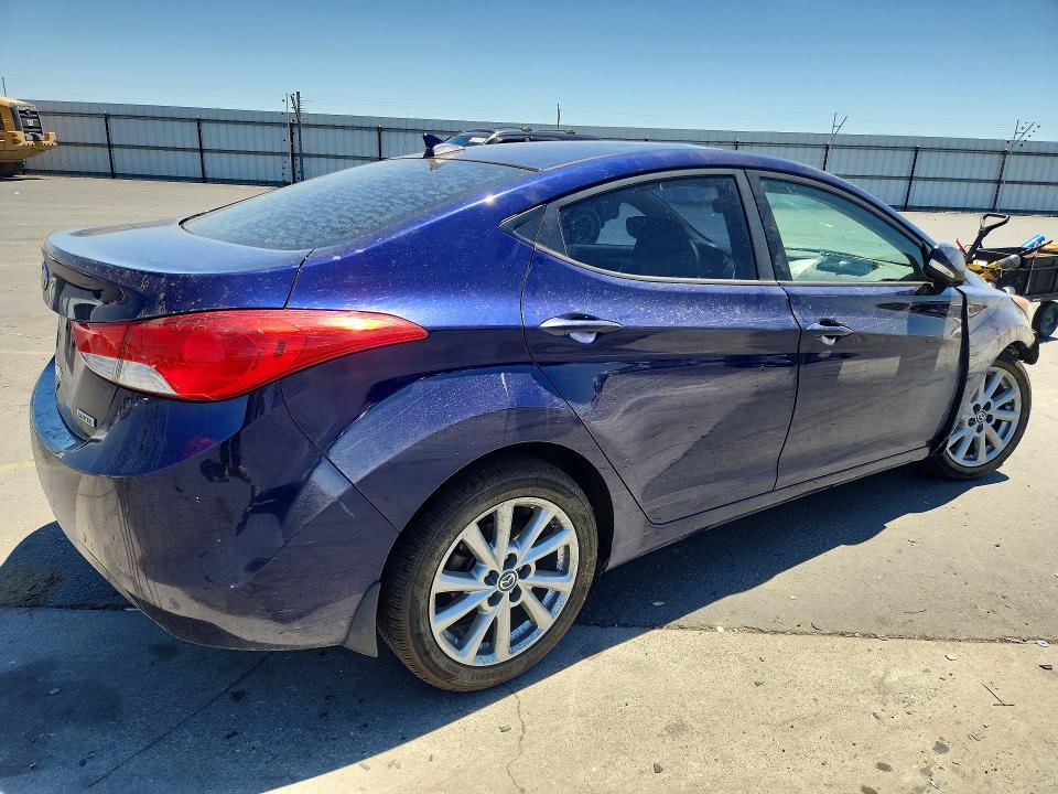 2013 Hyundai Elantra მანქანა იყიდება აუქციონზე, vin: 5NPDH4AE4DH217846, აუქციონის ნომერი: 59402406