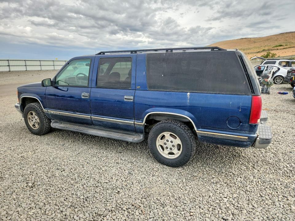 60899506 :رقم المزاد ، 3GNFK16R8XG222878 vin ، 1999 Chevrolet Suburban مزاد بيع