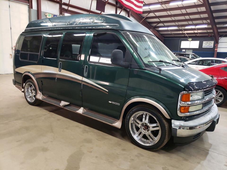 61397526 :رقم المزاد ، 1GBFG15W721164727 vin ، 2002 Chevrolet Express G1500 مزاد بيع