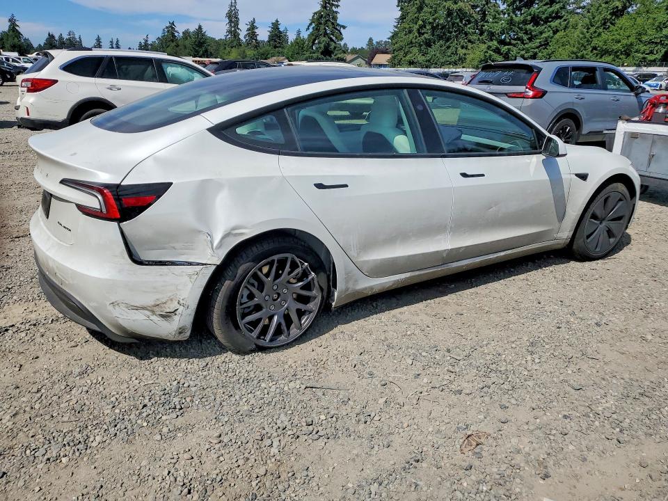 2026 Tesla Model 3 მანქანა იყიდება აუქციონზე, vin: 5YJ3E1EBXTF121221, აუქციონის ნომერი: 60074236