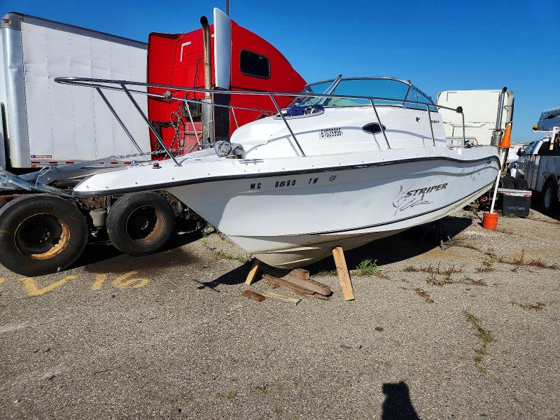 Продаж на аукціоні авто 2003 Seaswirl Boat, vin: GSSMF055K203, номер лоту: 61038906