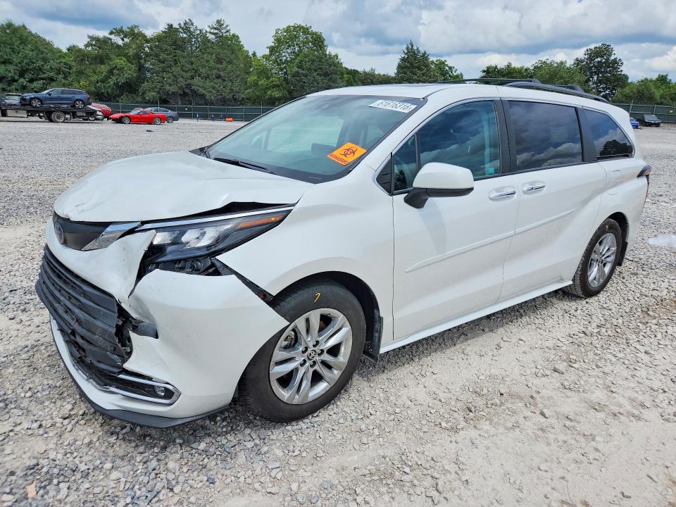 Продажа на аукционе авто 2024 Toyota Sienna, vin: 5TDJSKFC4RS135469, номер лота: 61616316
