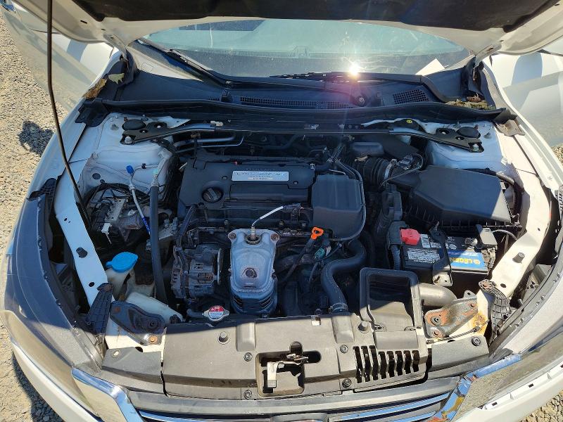 62355726 :رقم المزاد ، 1HGCR2F56FA217641 vin ، 2015 Honda Accord مزاد بيع