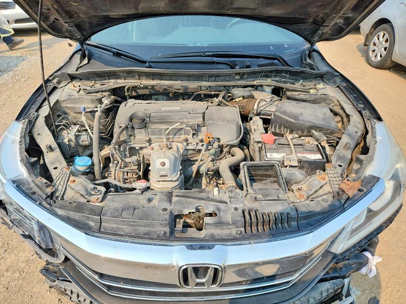 2017 Honda Accord მანქანა იყიდება აუქციონზე, vin: 1HGCR2F59HA811045, აუქციონის ნომერი: 60980196