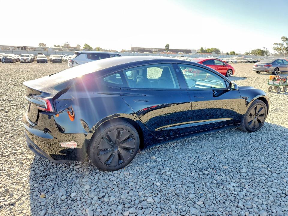 61370616 :رقم المزاد ، 5YJ3E1EA3RF738167 vin ، 2024 Tesla Model 3 مزاد بيع